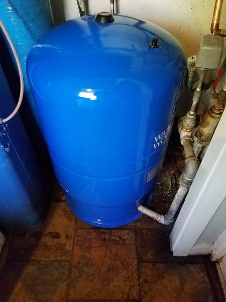 Replacement Water Tank in Palatine, IL (1)